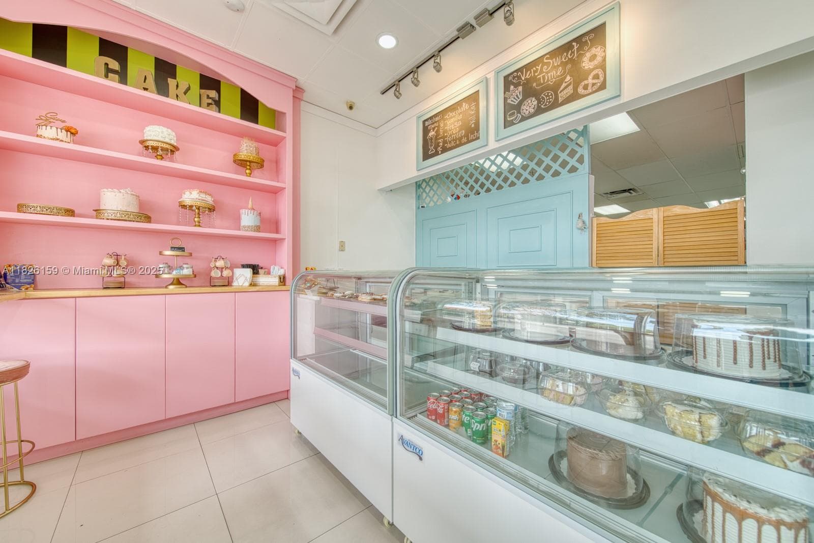 Bakery & Cafe For Sale On Bird Road, Kendall FL 33175 — 1