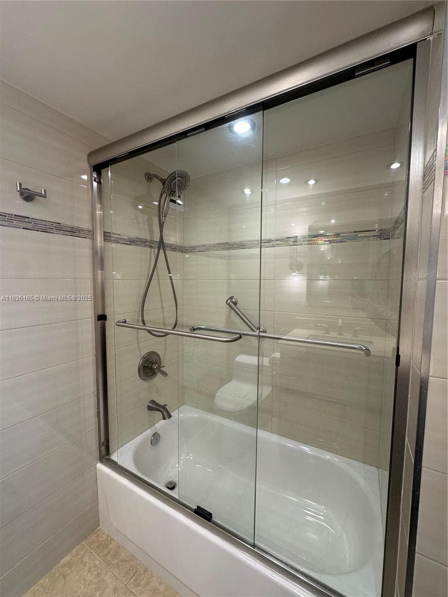 5151 Collins Ave # 535, Miami Beach FL 33140 — 22