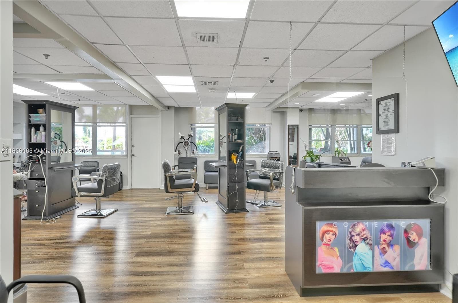 5151 Collins Ave # 535, Miami Beach FL 33140 — 29