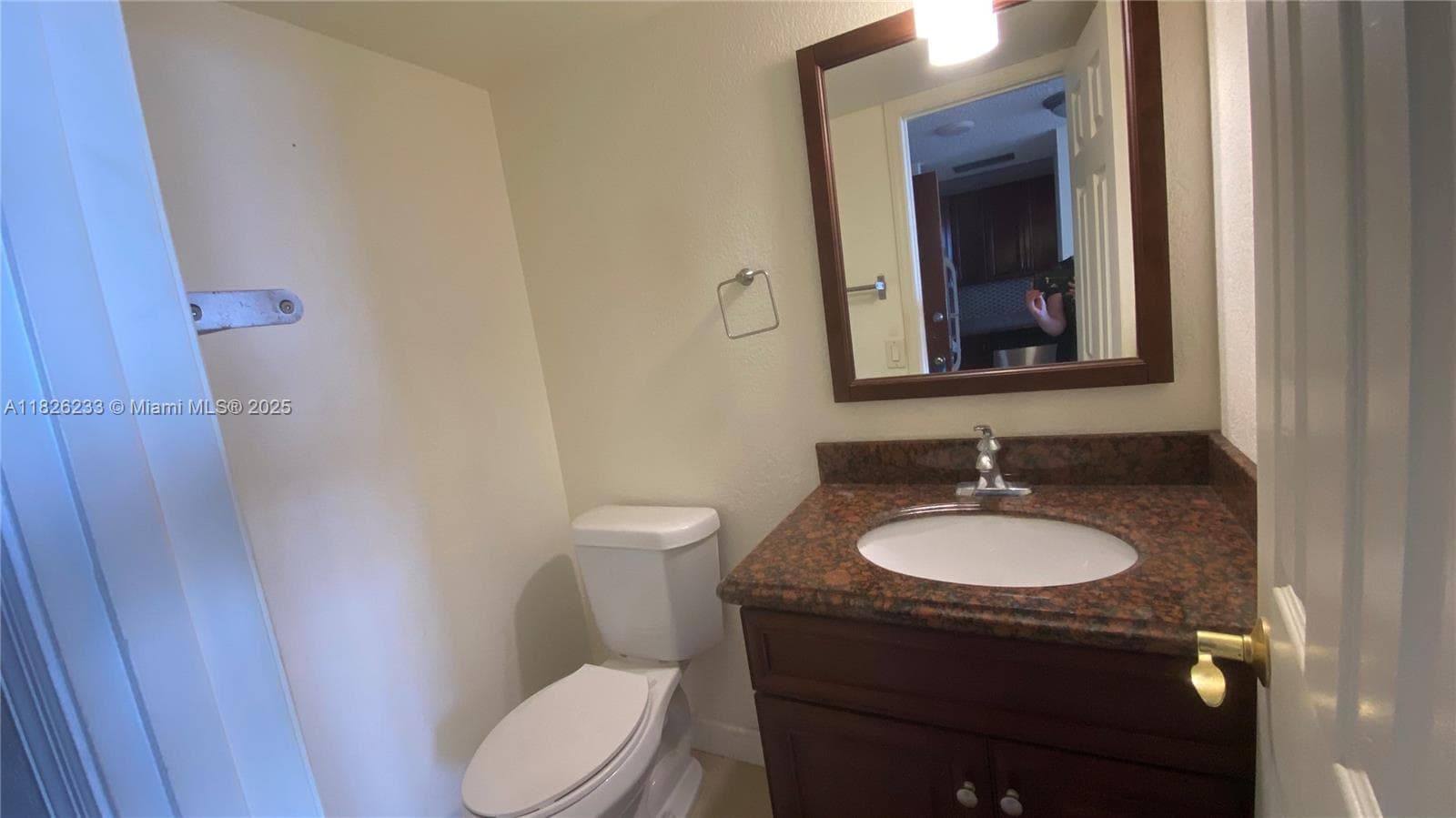 2025 NE 164th St # 901, North Miami Beach FL 33162 — 7