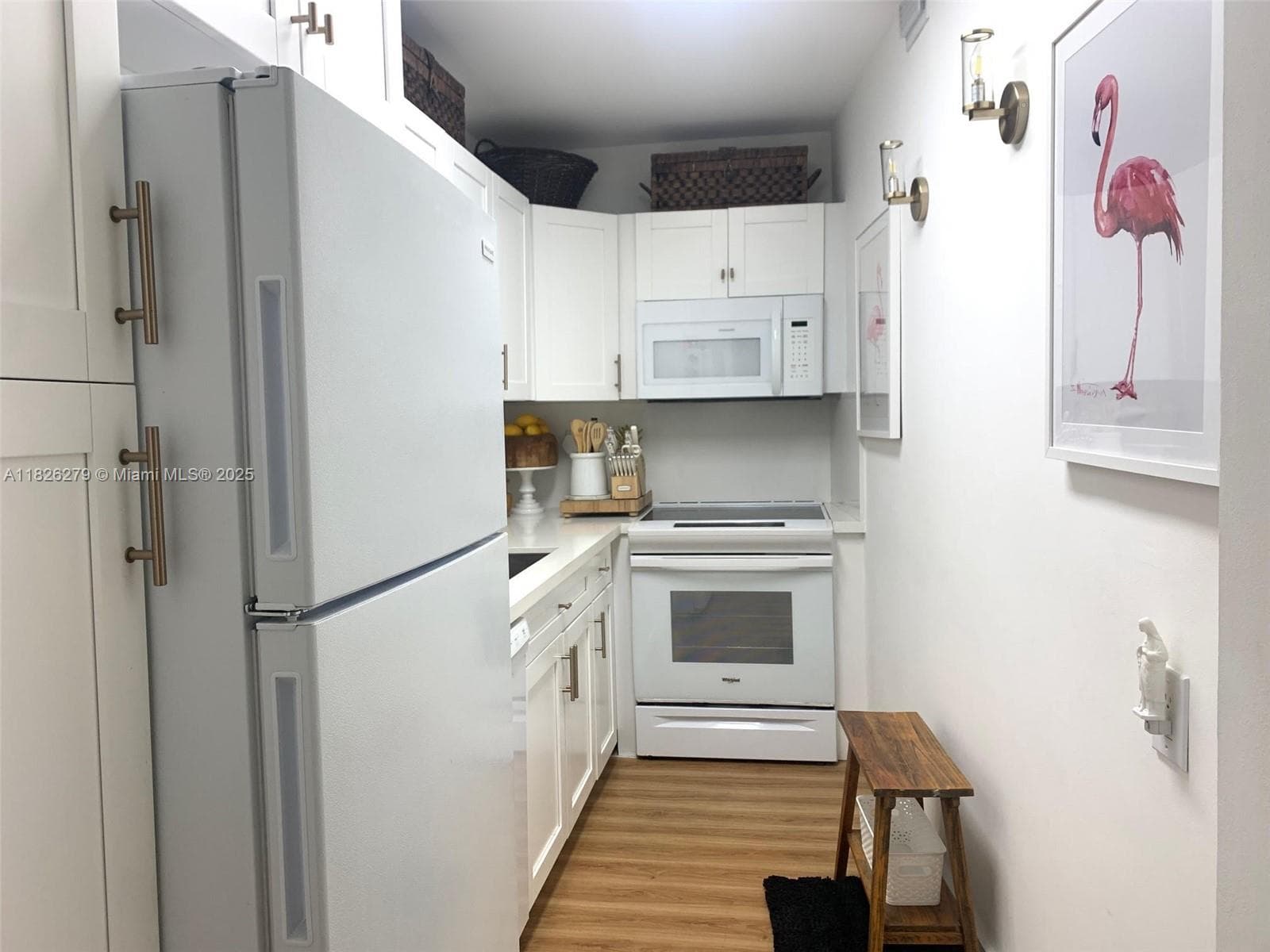 100 Lincoln Rd # 315, Miami Beach FL 33139 — 7