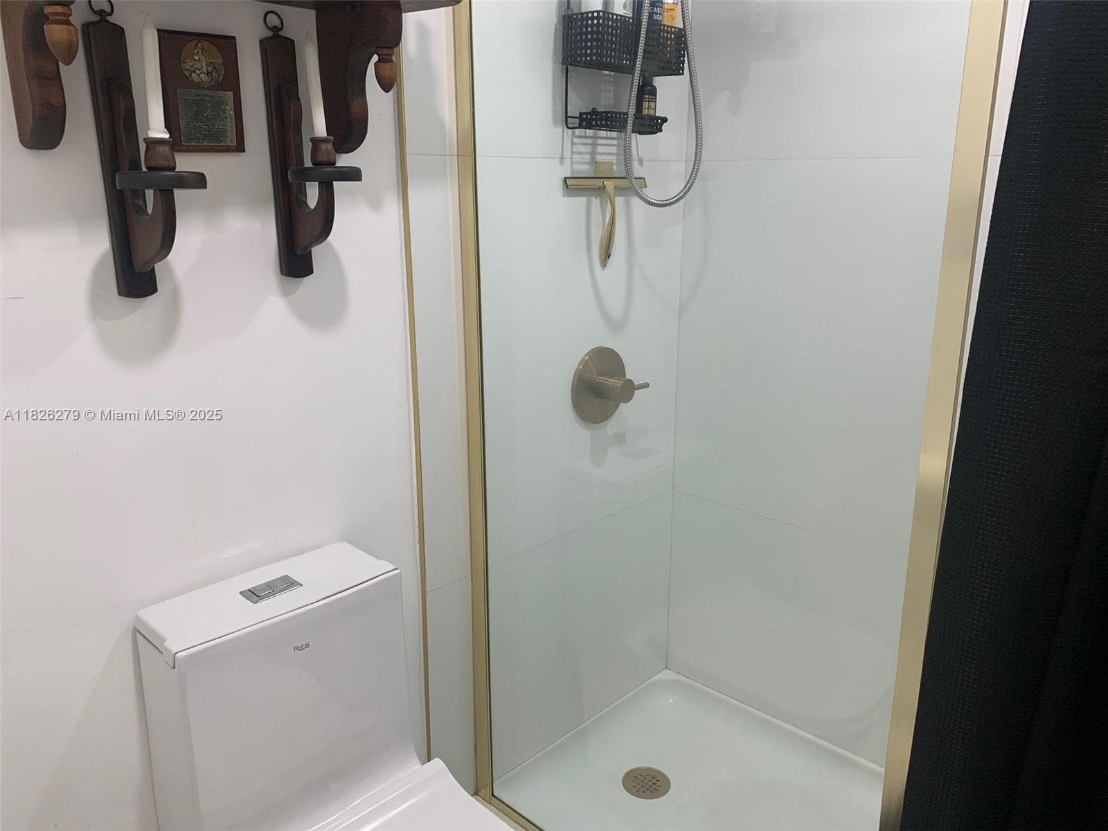 100 Lincoln Rd # 315, Miami Beach FL 33139 — 11