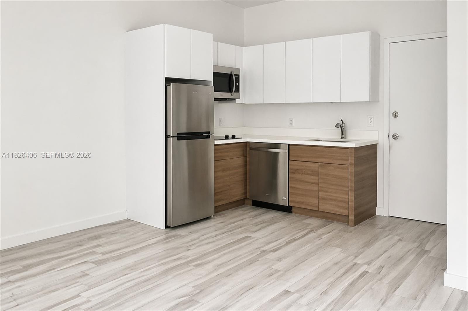 1560 Meridian Ave # 206, Miami Beach FL 33139 — 2