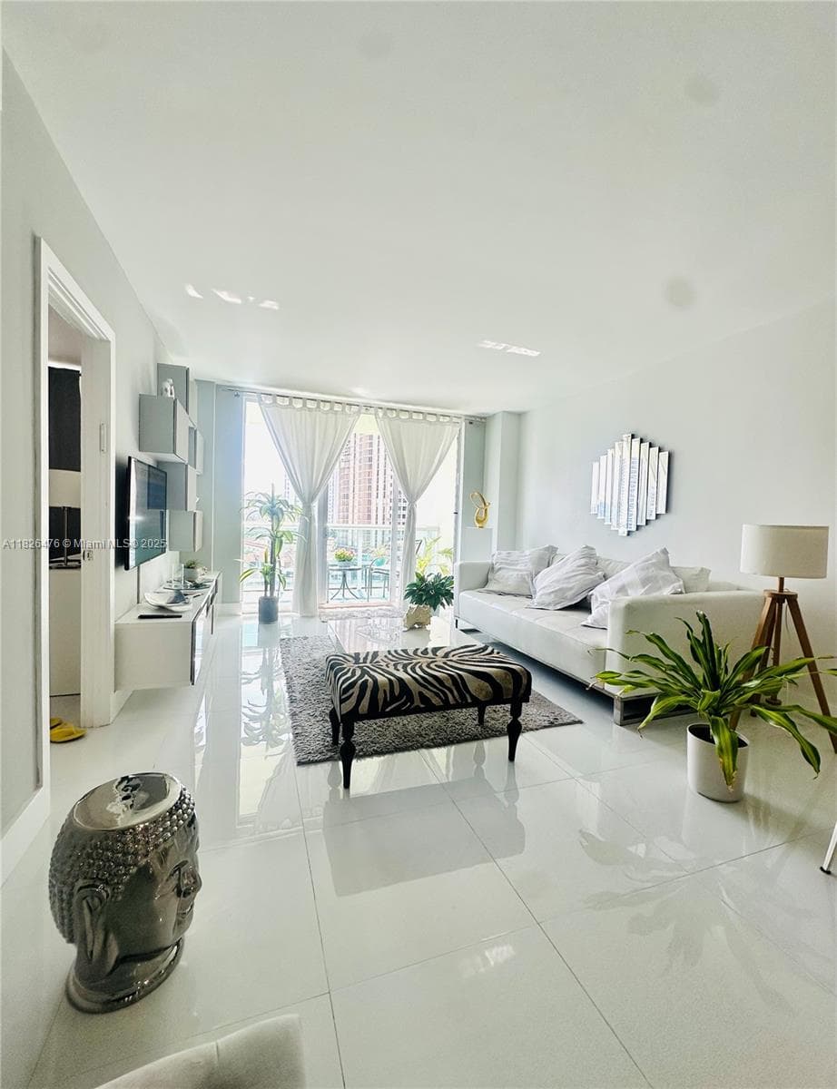 19390 Collins Ave # 911, Sunny Isles Beach FL 33160 — 9