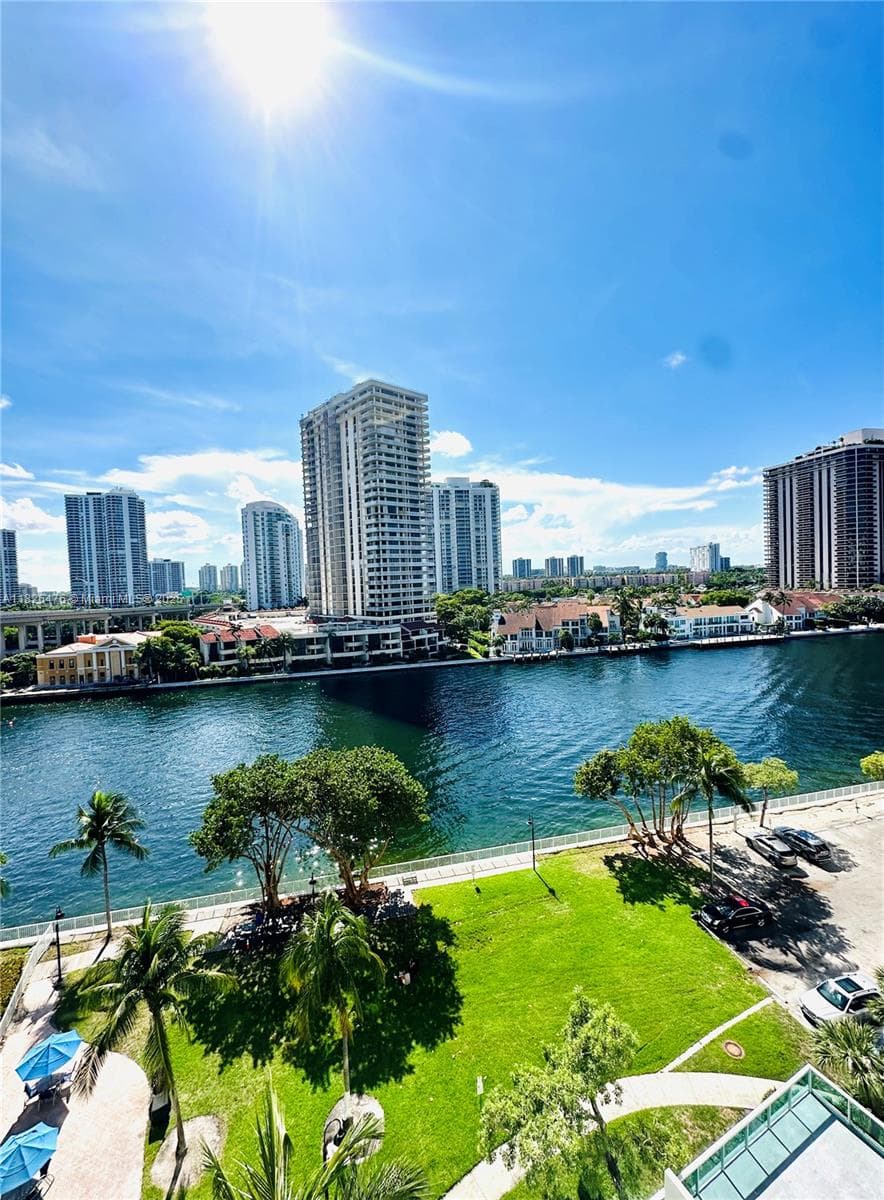 19390 Collins Ave # 911, Sunny Isles Beach FL 33160 — 14