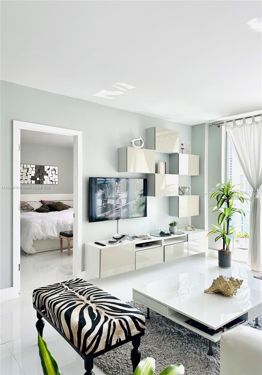 19390 Collins Ave # 911, Sunny Isles Beach FL 33160 — 4