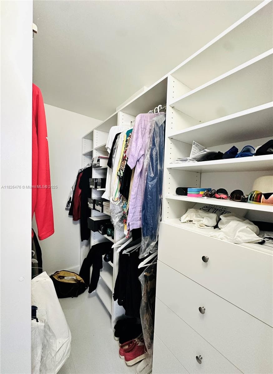 19390 Collins Ave # 911, Sunny Isles Beach FL 33160 — 21