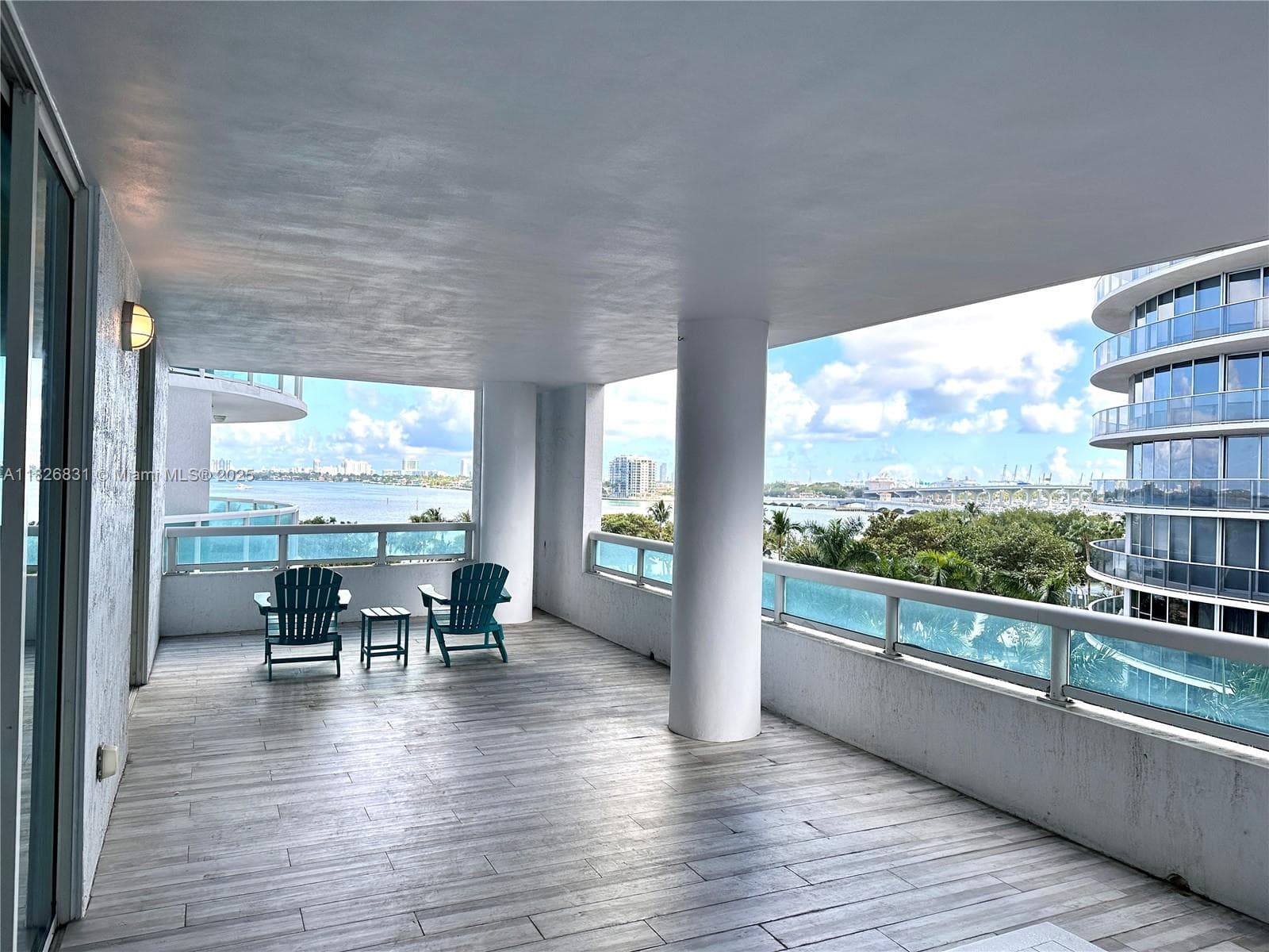 1800 N Bayshore Dr # 511, Miami FL 33132 — 18