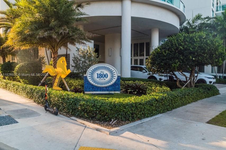 1800 N Bayshore Dr # 511, Miami FL 33132 — 19