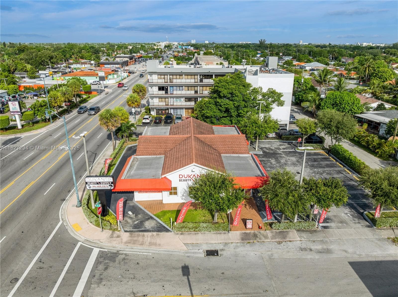 7101 SW 8th St, Miami FL 33144 — 7