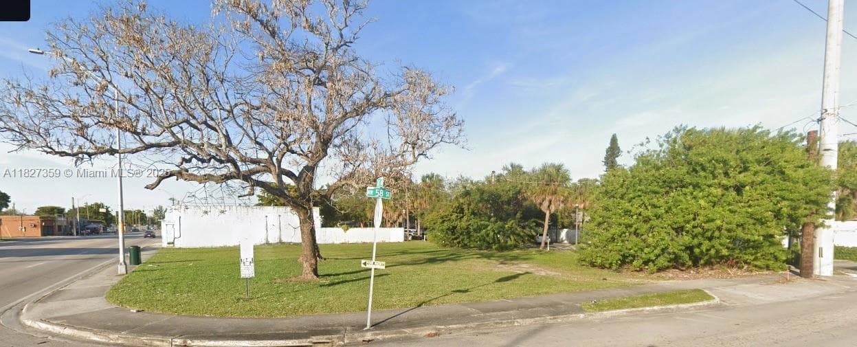 5807 NW 17th Ave, Miami FL 33142 — 3