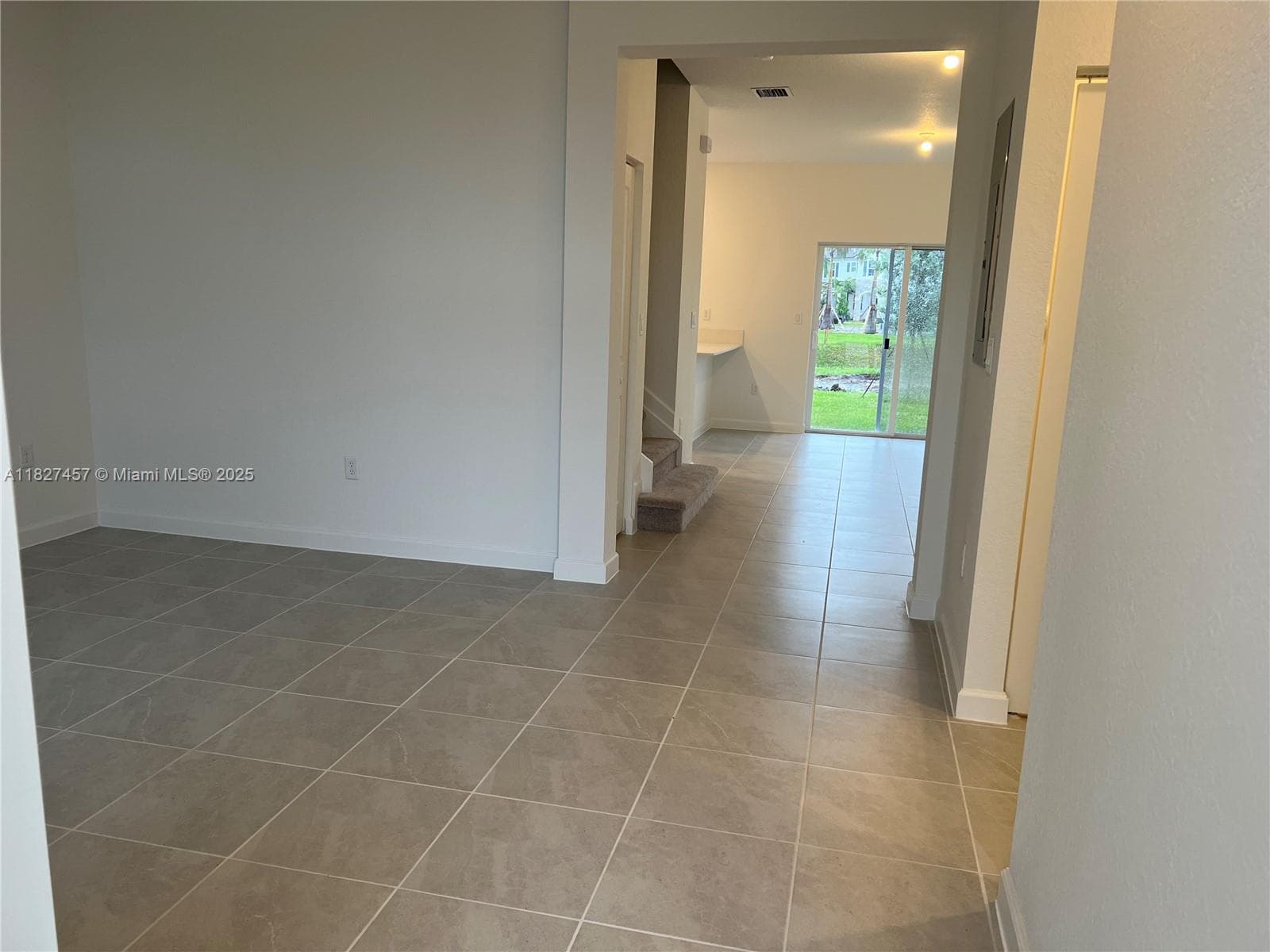 2329 NW 122nd Ter, Miami FL 33167 — 6
