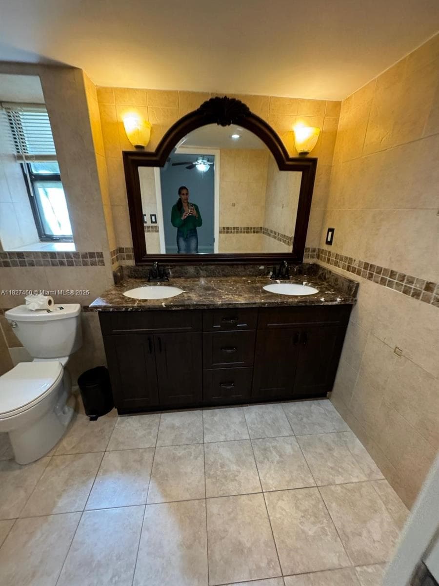 20401 NE 30th Ave # 8, Aventura FL 33180 — 16