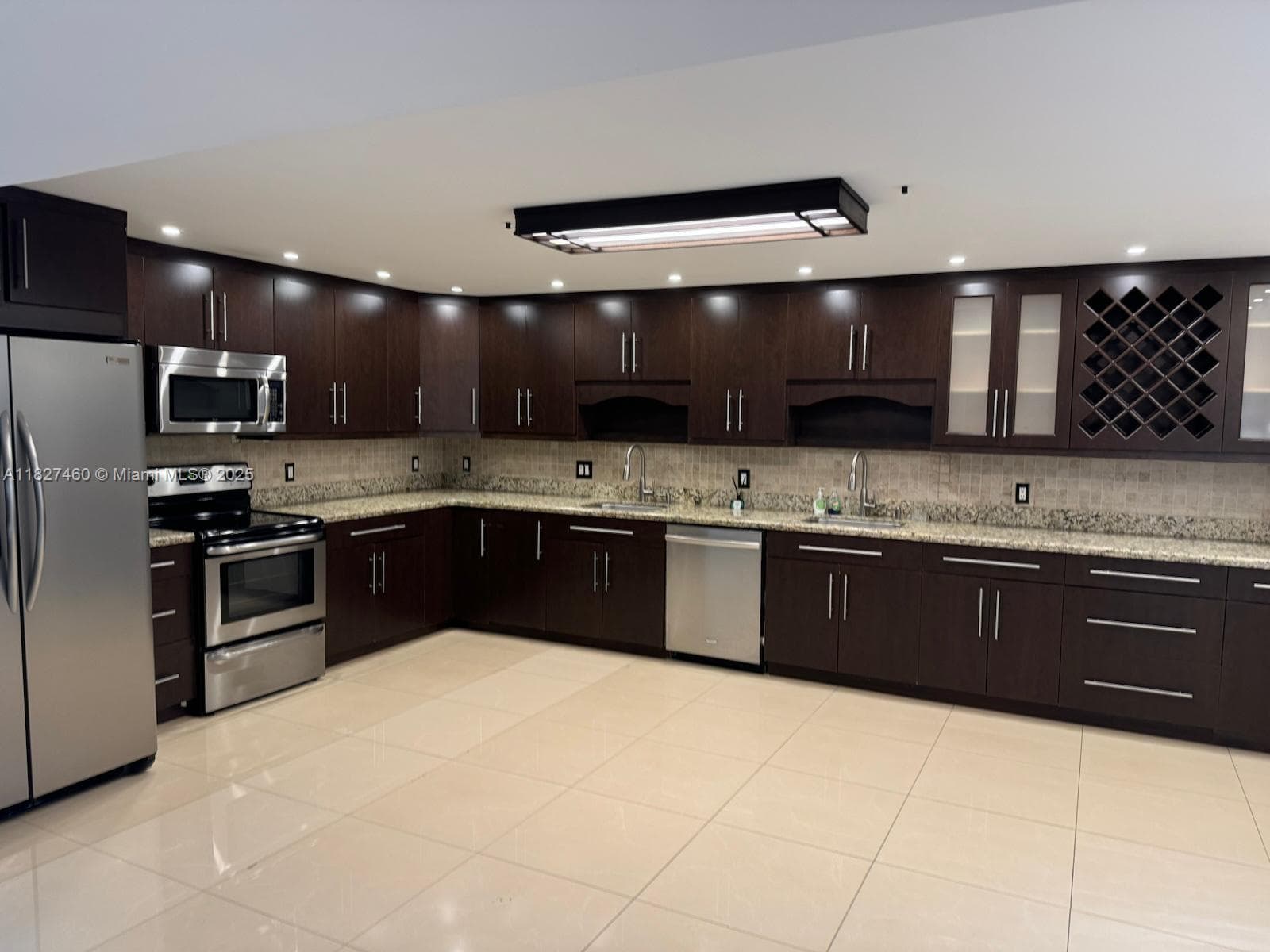 20401 NE 30th Ave # 8, Aventura FL 33180 — 1