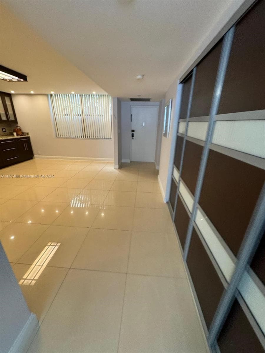 20401 NE 30th Ave # 8, Aventura FL 33180 — 10