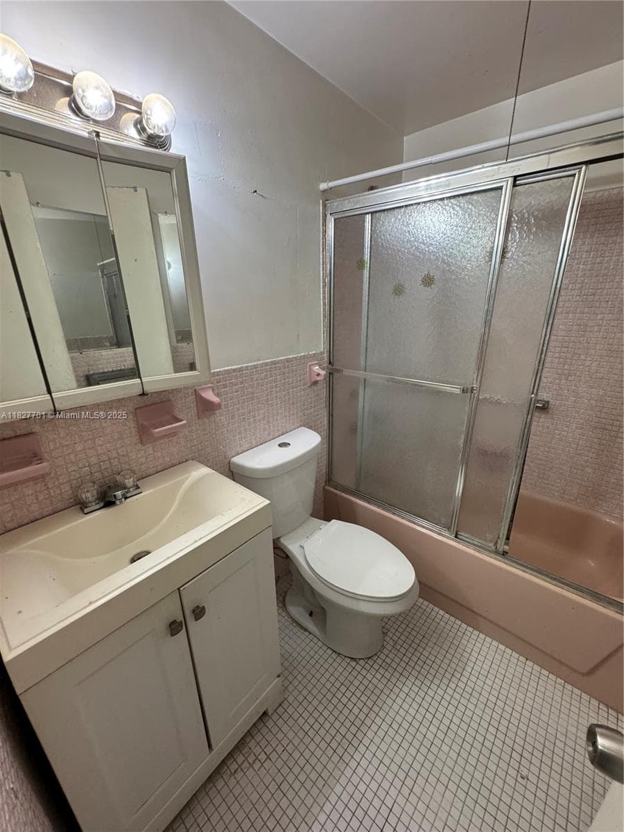 270 NE 191st St # 108, Miami FL 33179 — 8