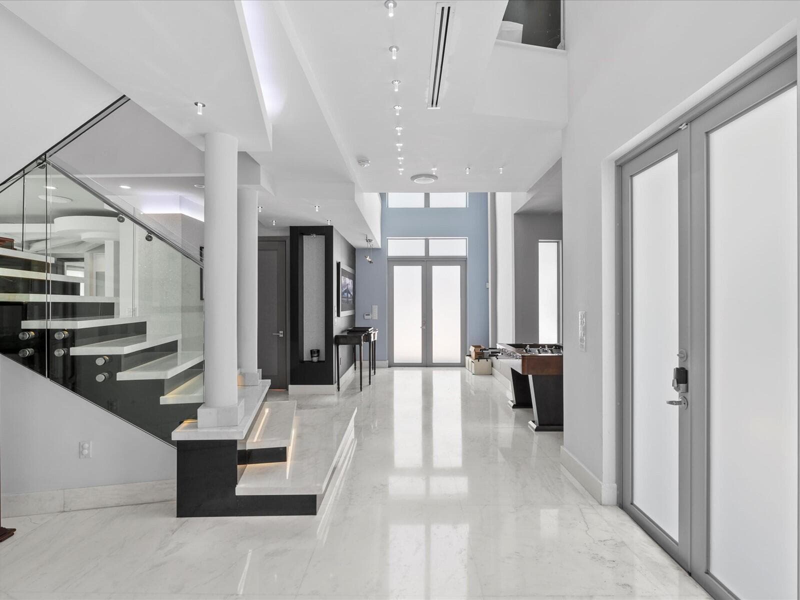 3917 S Le Jeune Road, Miami FL 33146 — 11