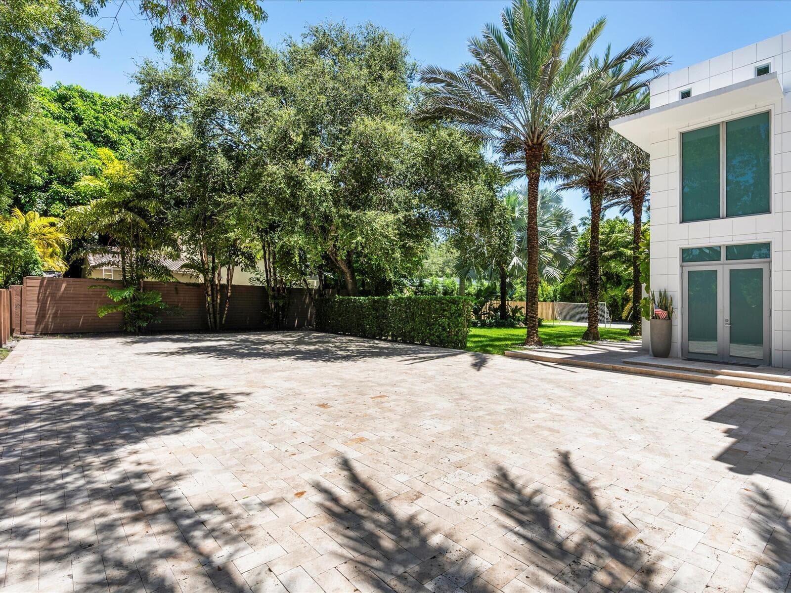 3917 S Le Jeune Road, Miami FL 33146 — 4