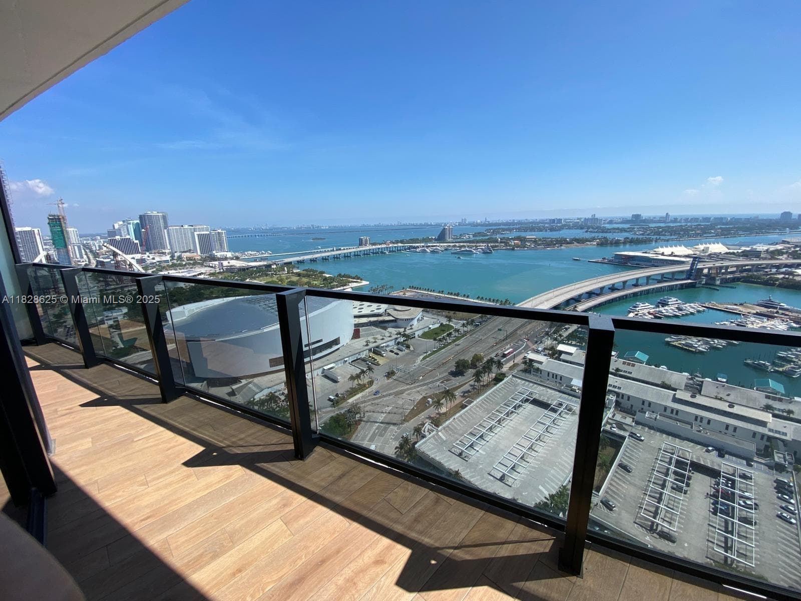 398 NE 5th St # 2910, Miami FL 33132 — 13