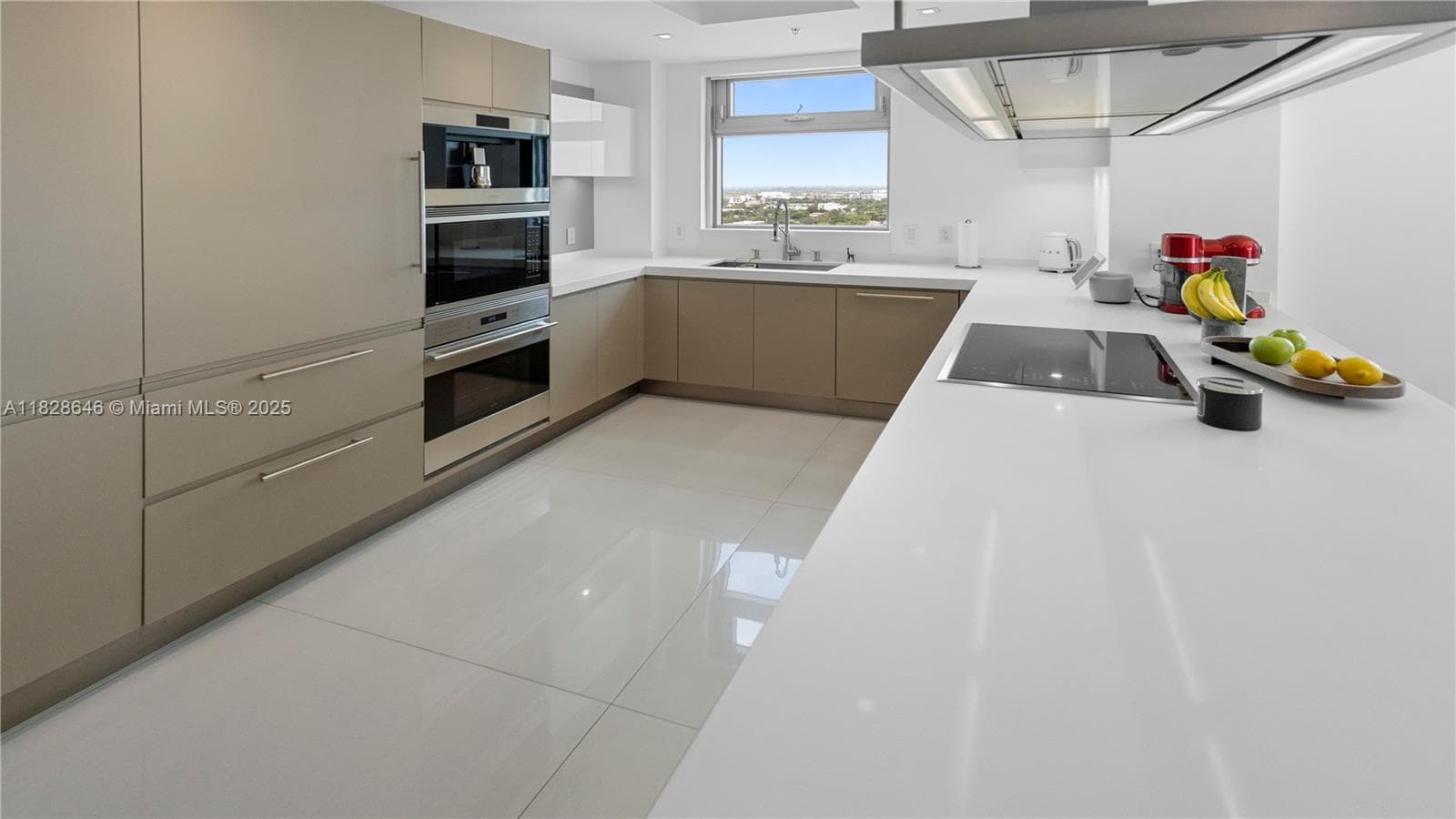 17301 Biscayne Blvd # 2102, North Miami Beach FL 33160 — 9