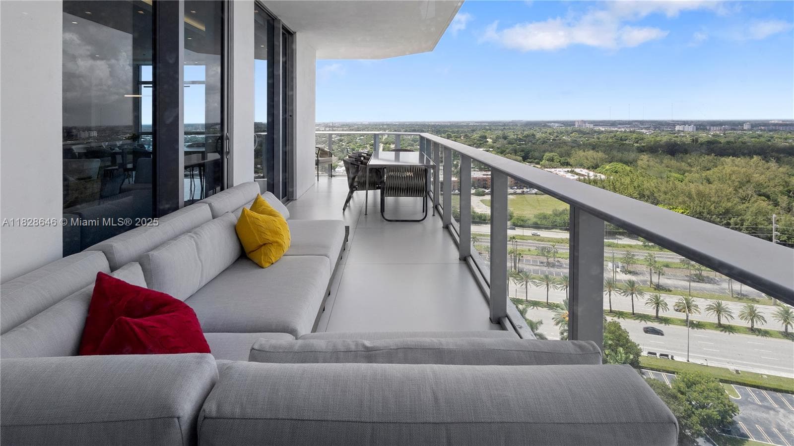 17301 Biscayne Blvd # 2102, North Miami Beach FL 33160 — 15