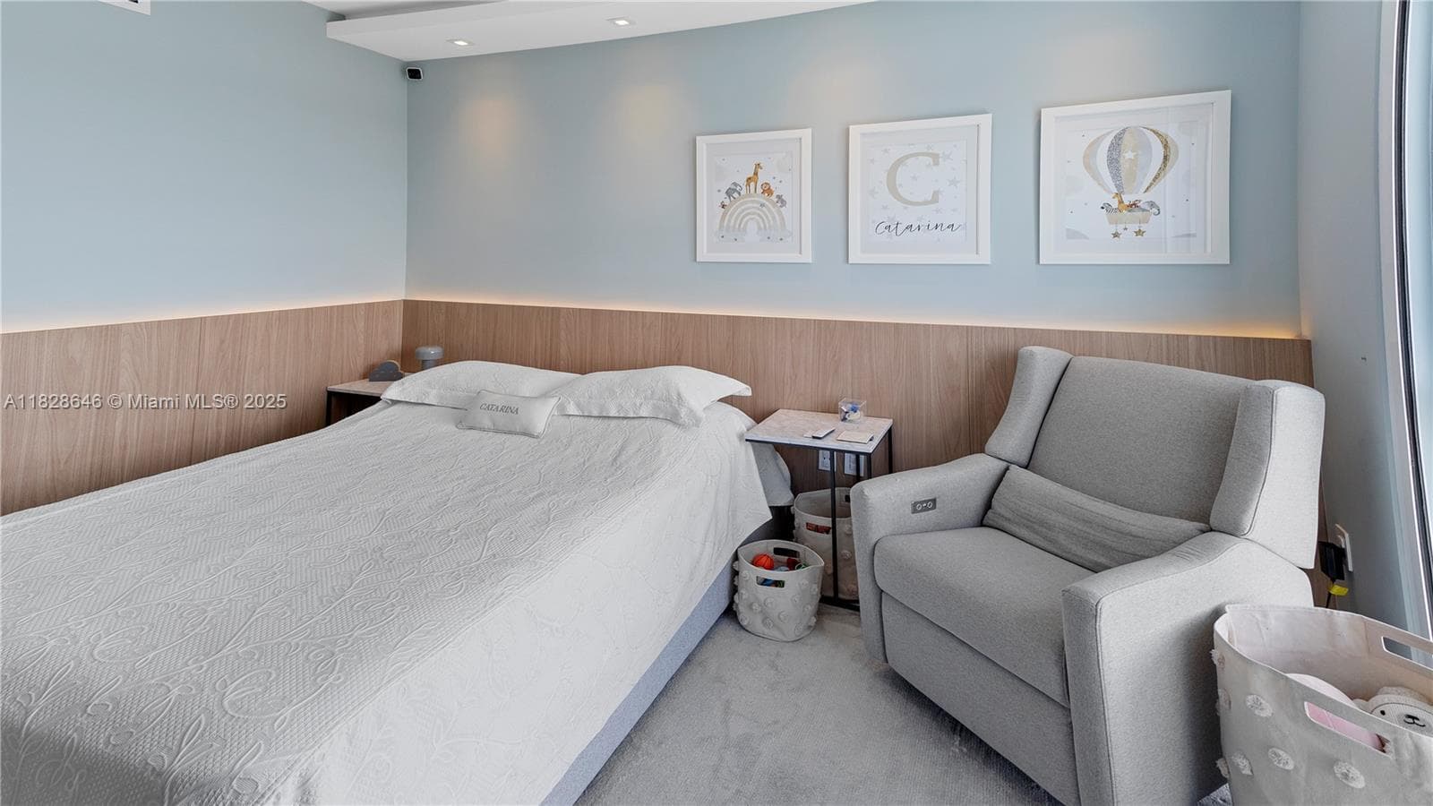 17301 Biscayne Blvd # 2102, North Miami Beach FL 33160 — 25