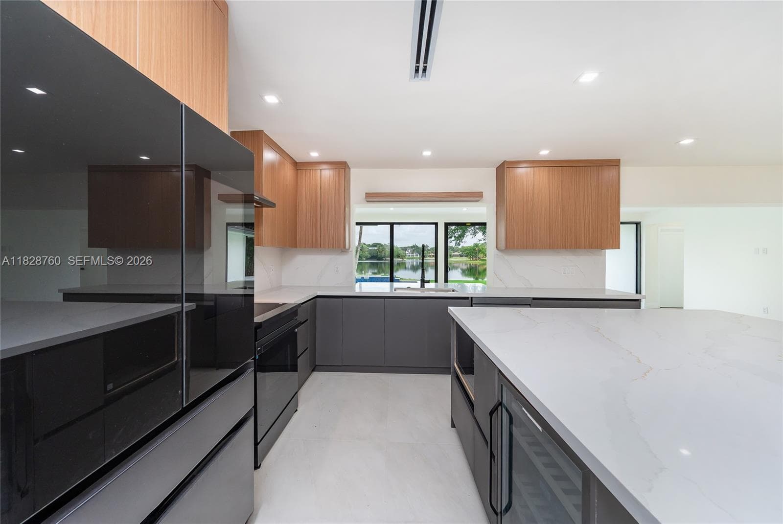 7101 E Troon Cir, Miami Lakes FL 33014 — 13