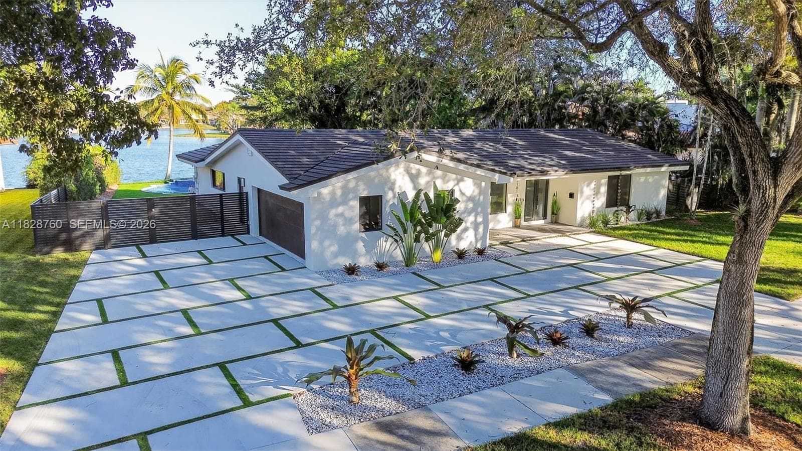 7101 E Troon Cir, Miami Lakes FL 33014 — 3