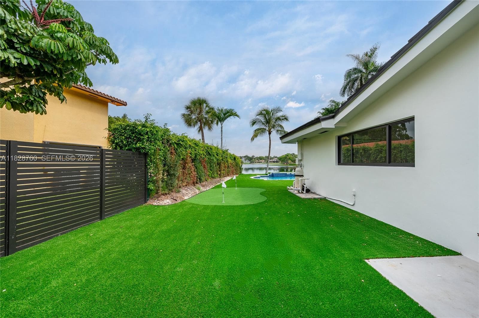 7101 E Troon Cir, Miami Lakes FL 33014 — 10