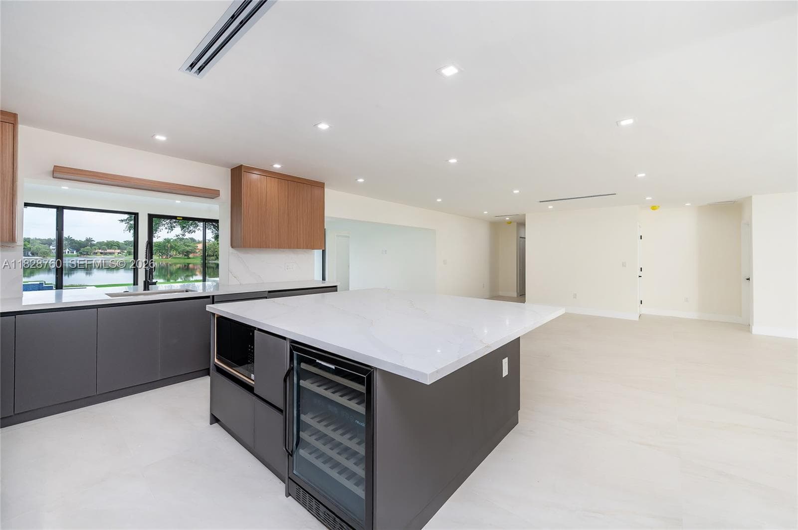 7101 E Troon Cir, Miami Lakes FL 33014 — 14