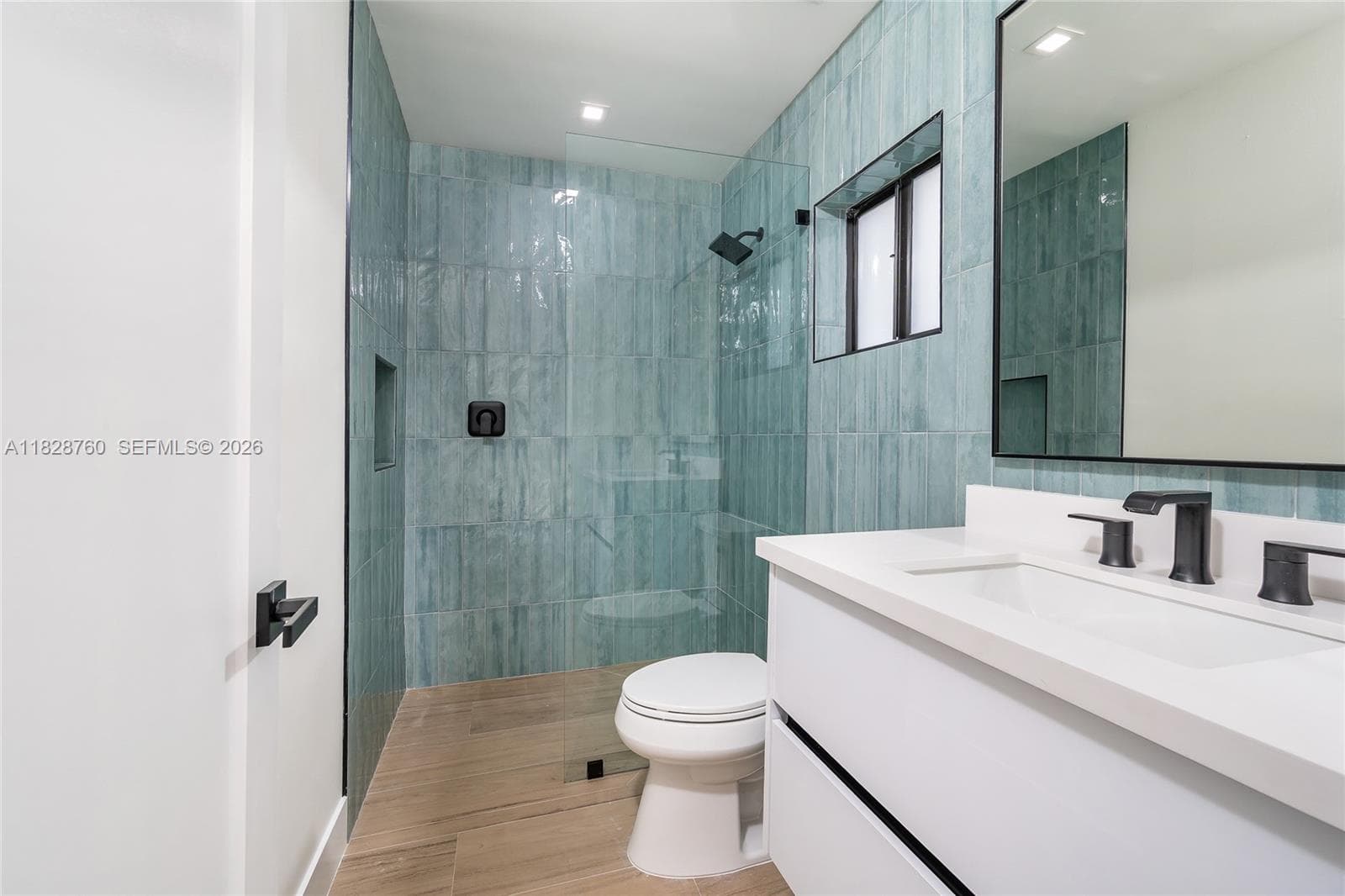 7101 E Troon Cir, Miami Lakes FL 33014 — 37