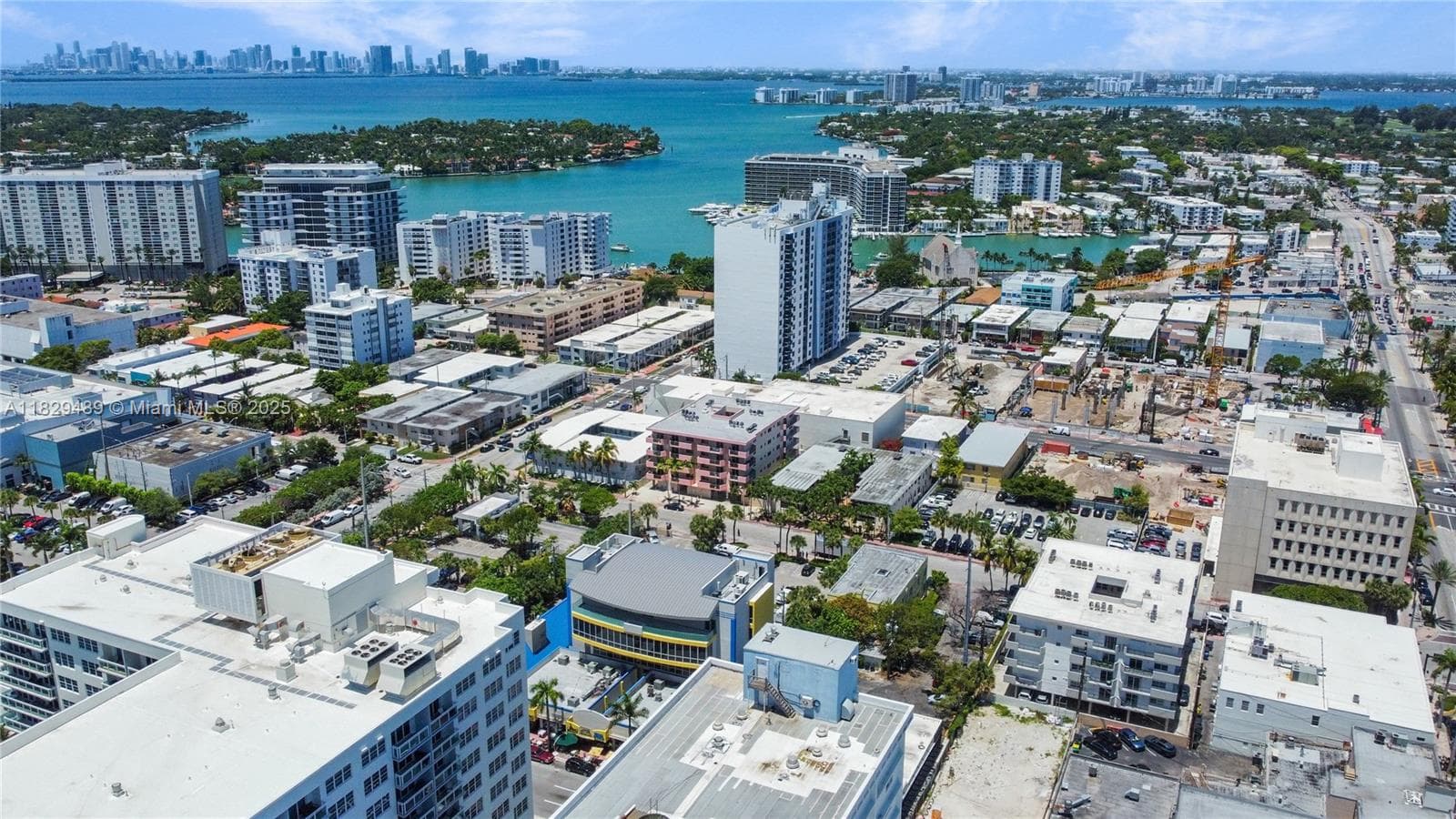 6930 Collins Ave, Miami Beach FL 33141 — 15