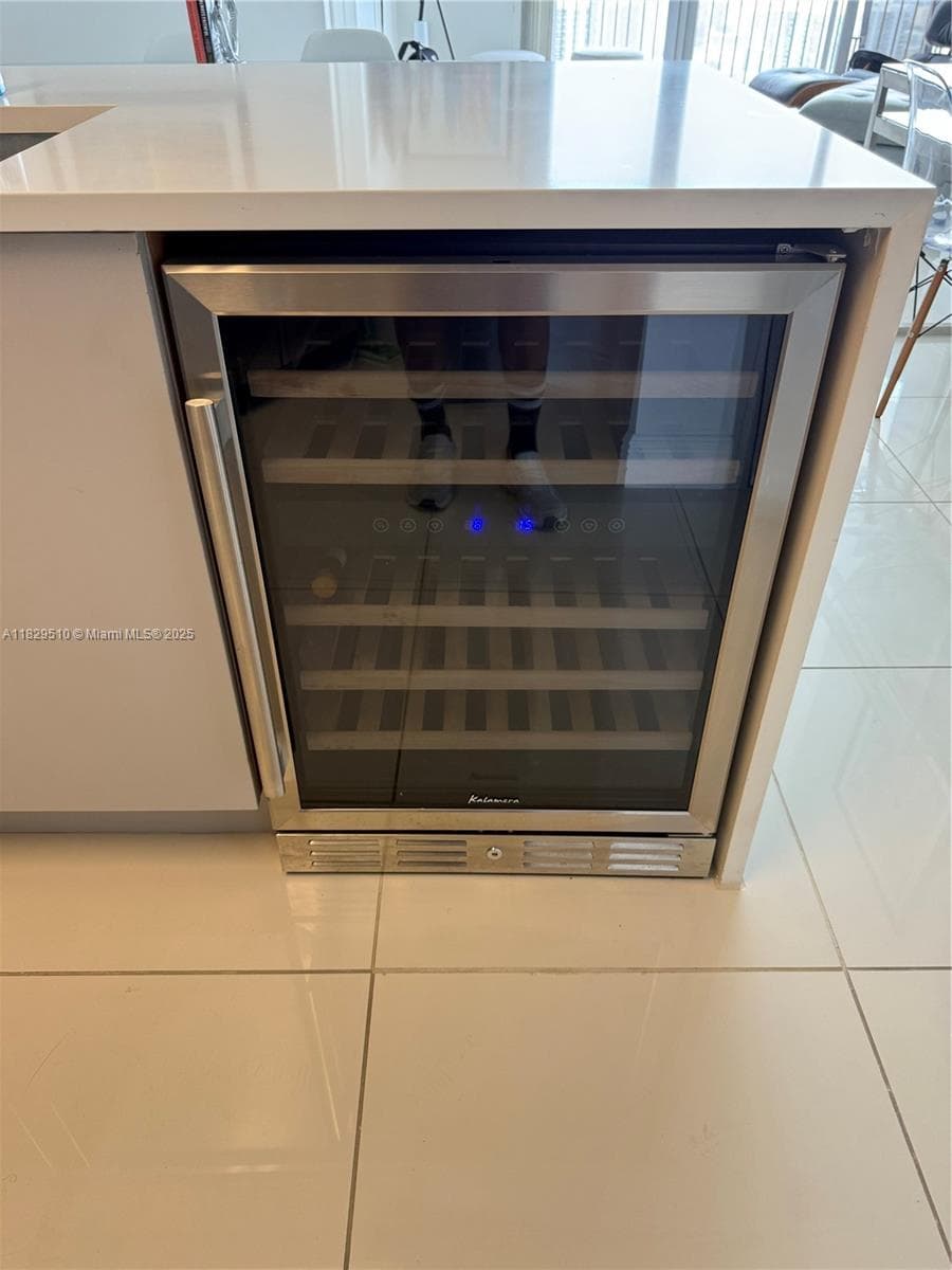 1750 N Bayshore Dr # 5114, Miami FL 33132 — 27