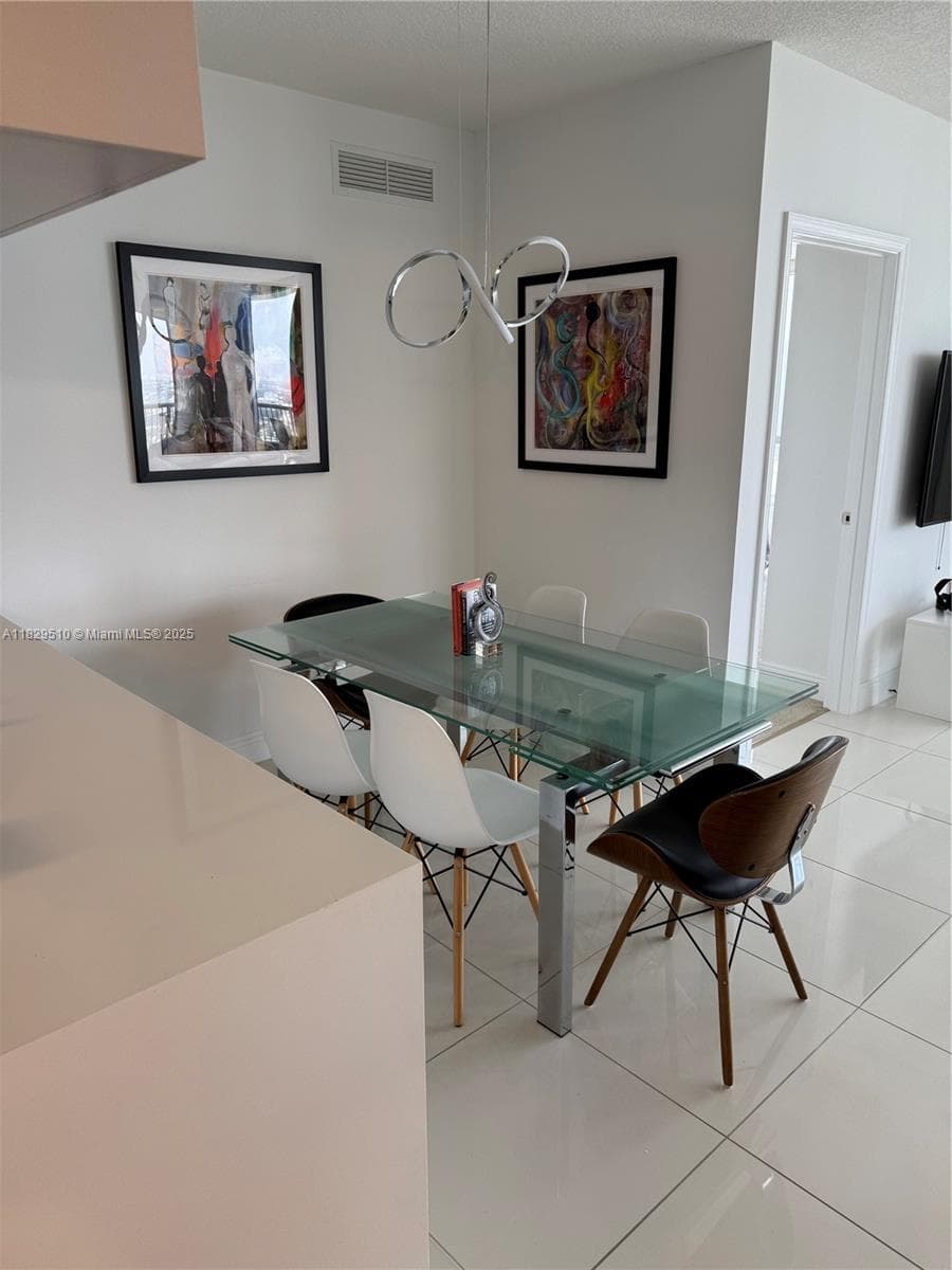 1750 N Bayshore Dr # 5114, Miami FL 33132 — 30