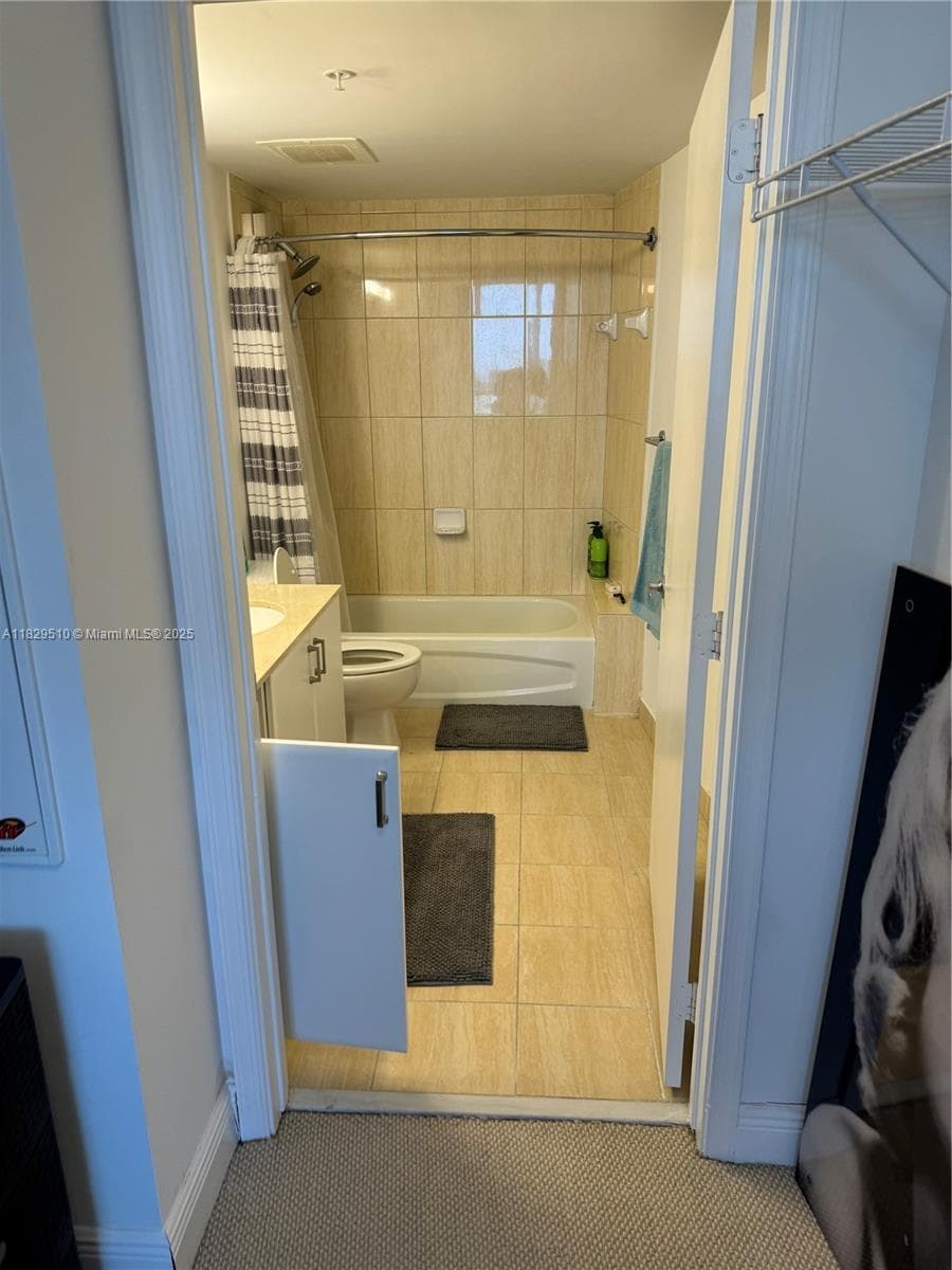 1750 N Bayshore Dr # 5114, Miami FL 33132 — 14