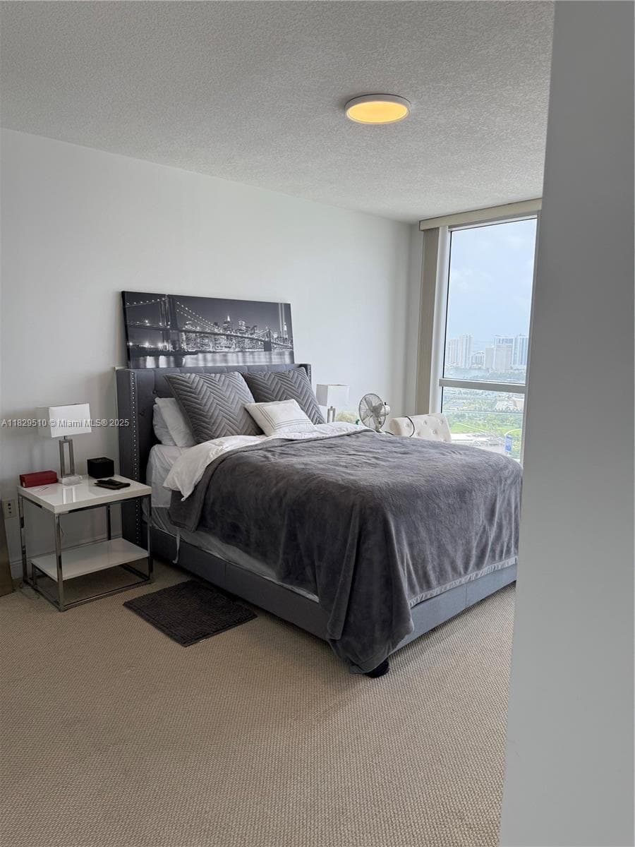 1750 N Bayshore Dr # 5114, Miami FL 33132 — 11