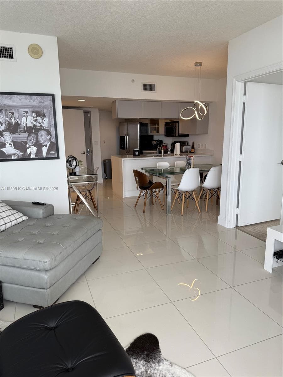 1750 N Bayshore Dr # 5114, Miami FL 33132 — 31
