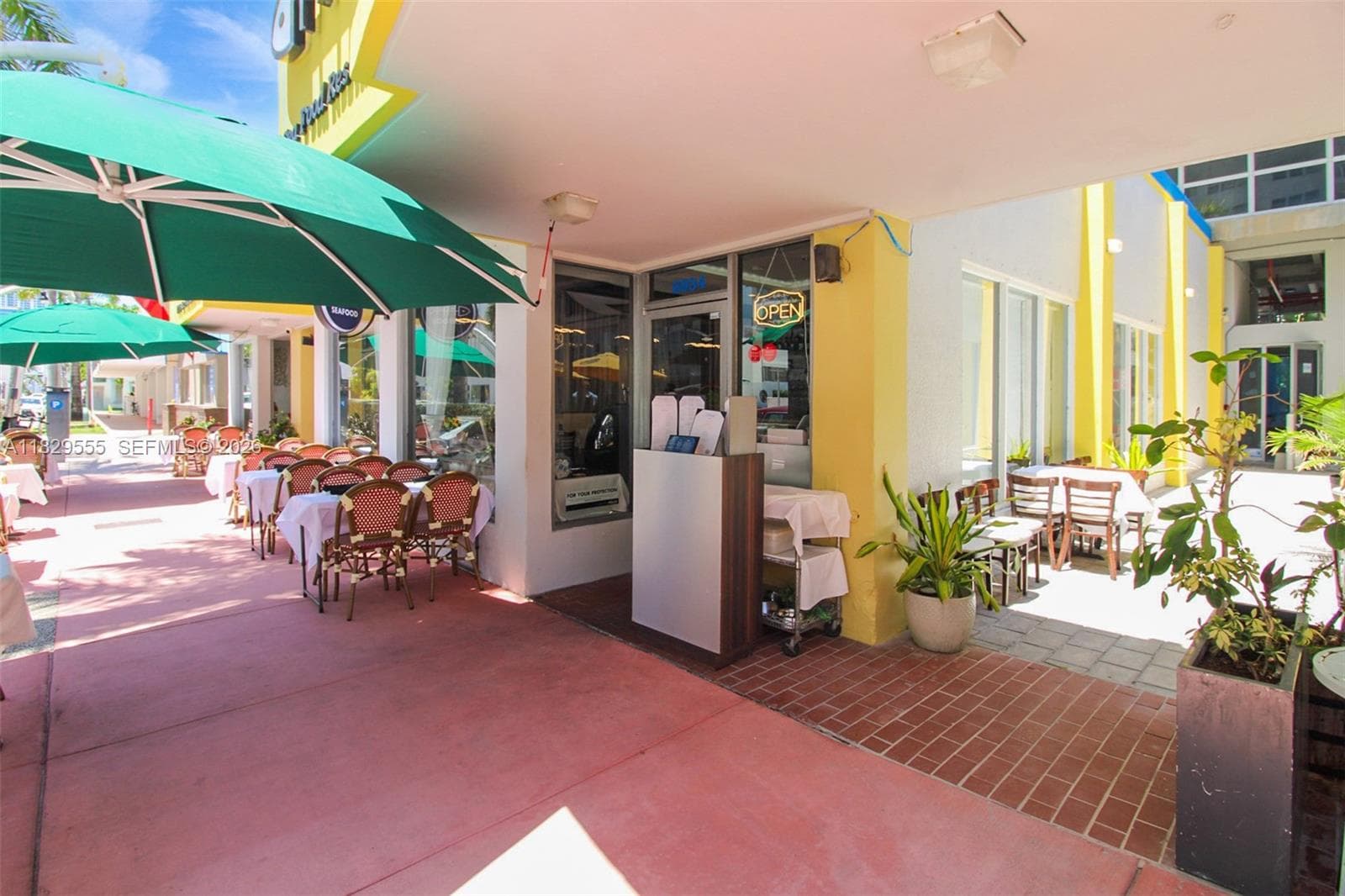 6930 Collins Ave # O1, Miami Beach FL 33141 — 17
