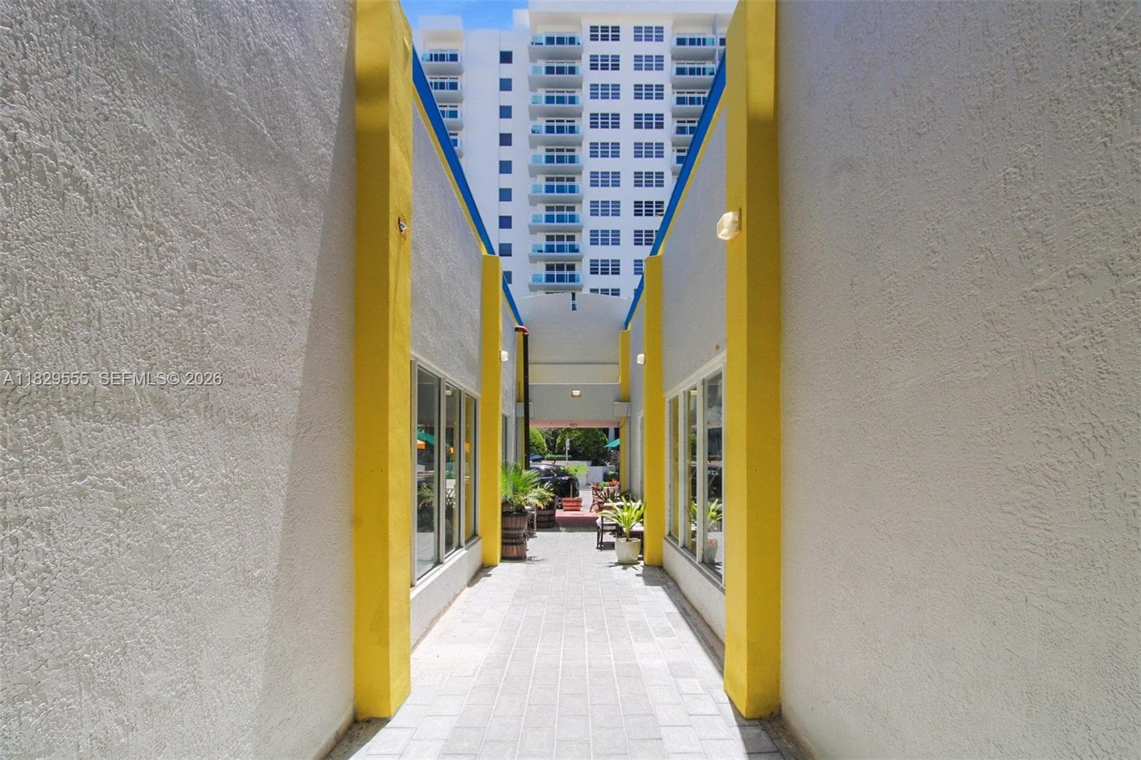 6930 Collins Ave # O1, Miami Beach FL 33141 — 16