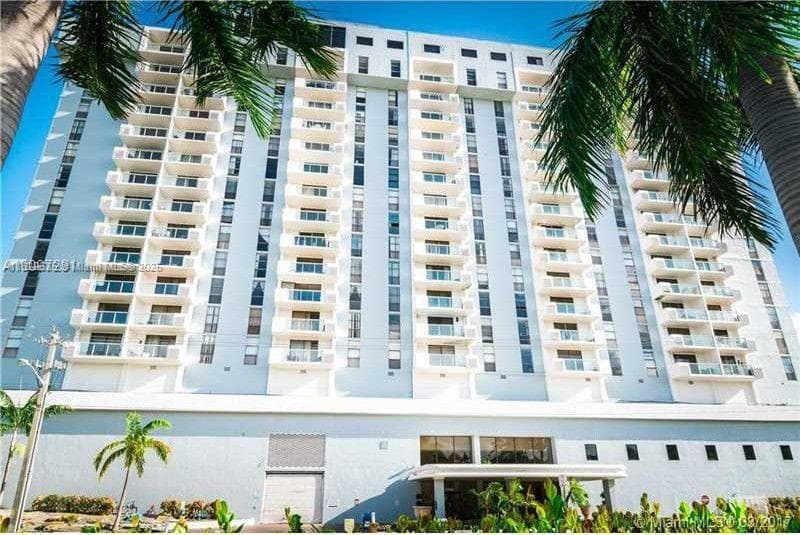 13499 Biscayne Blvd, North Miami FL 33181 — 13