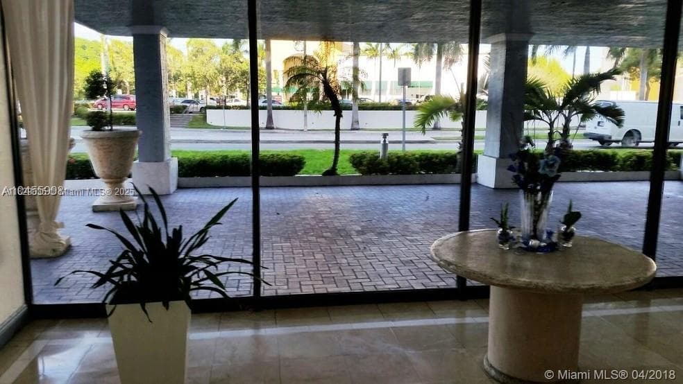 13499 Biscayne Blvd, North Miami FL 33181 — 14
