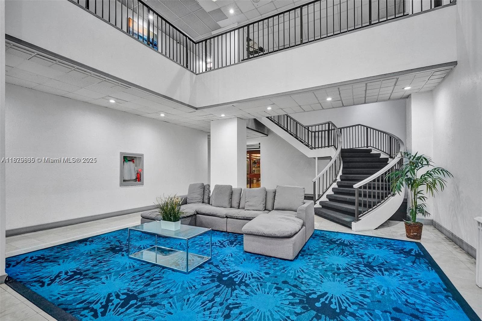 13499 Biscayne Blvd, North Miami FL 33181 — 11
