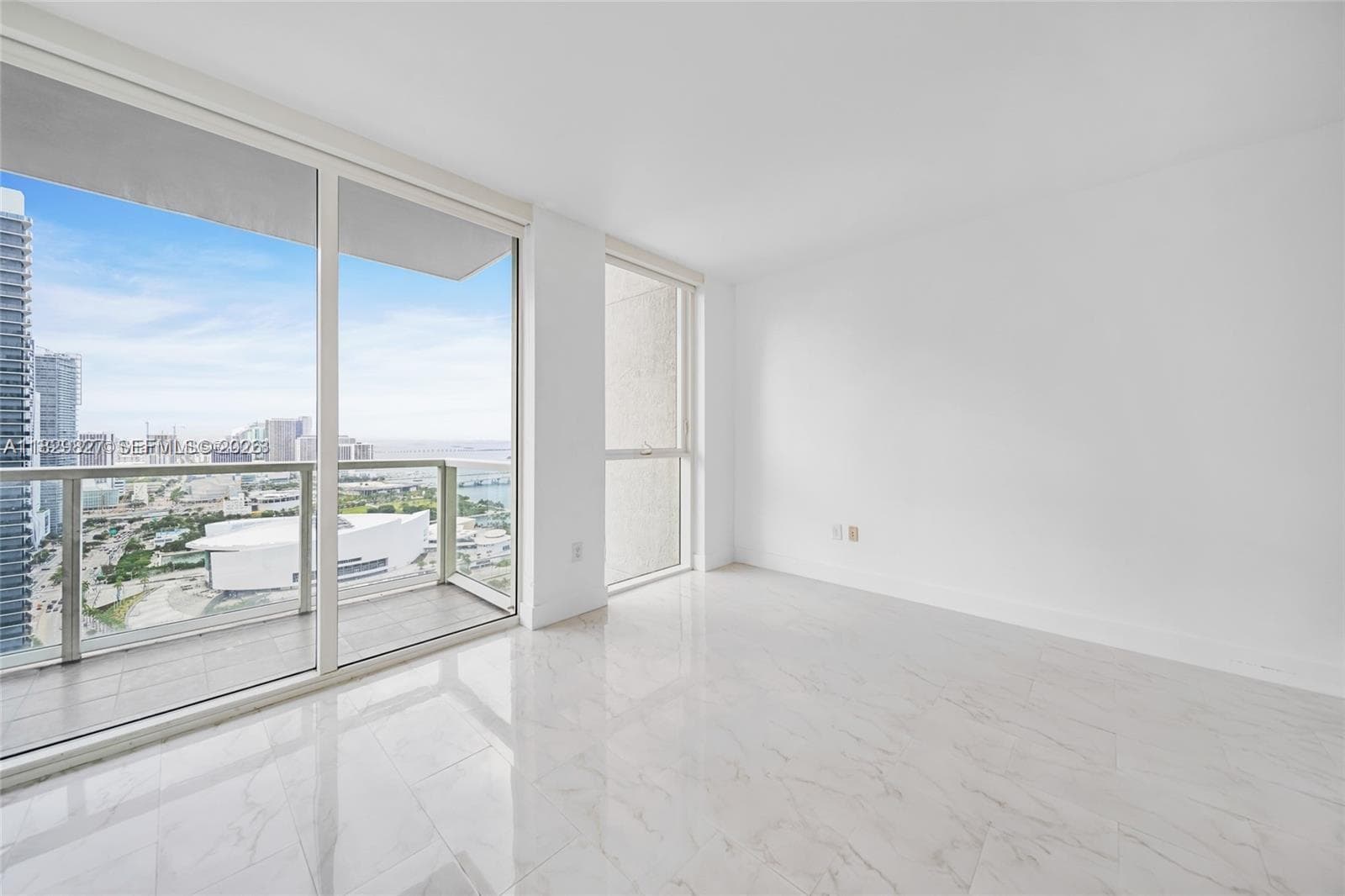 244 Biscayne Blvd # 3704, Miami FL 33132 — 6
