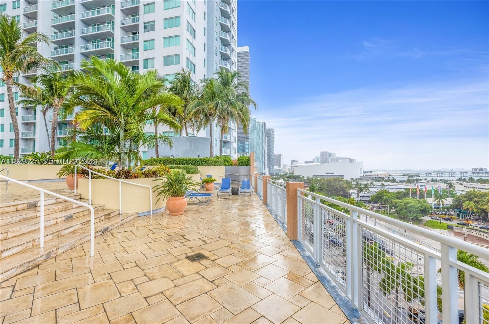 244 Biscayne Blvd # 3704, Miami FL 33132 — 26