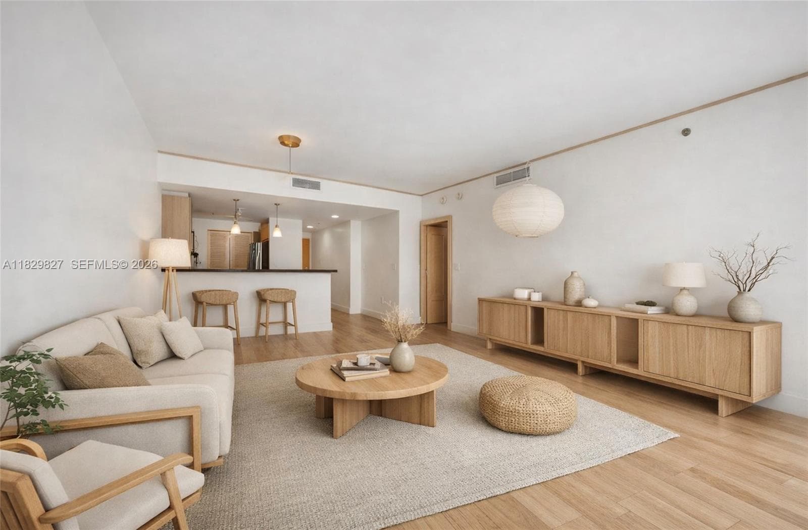 244 Biscayne Blvd # 3704, Miami FL 33132 — 11