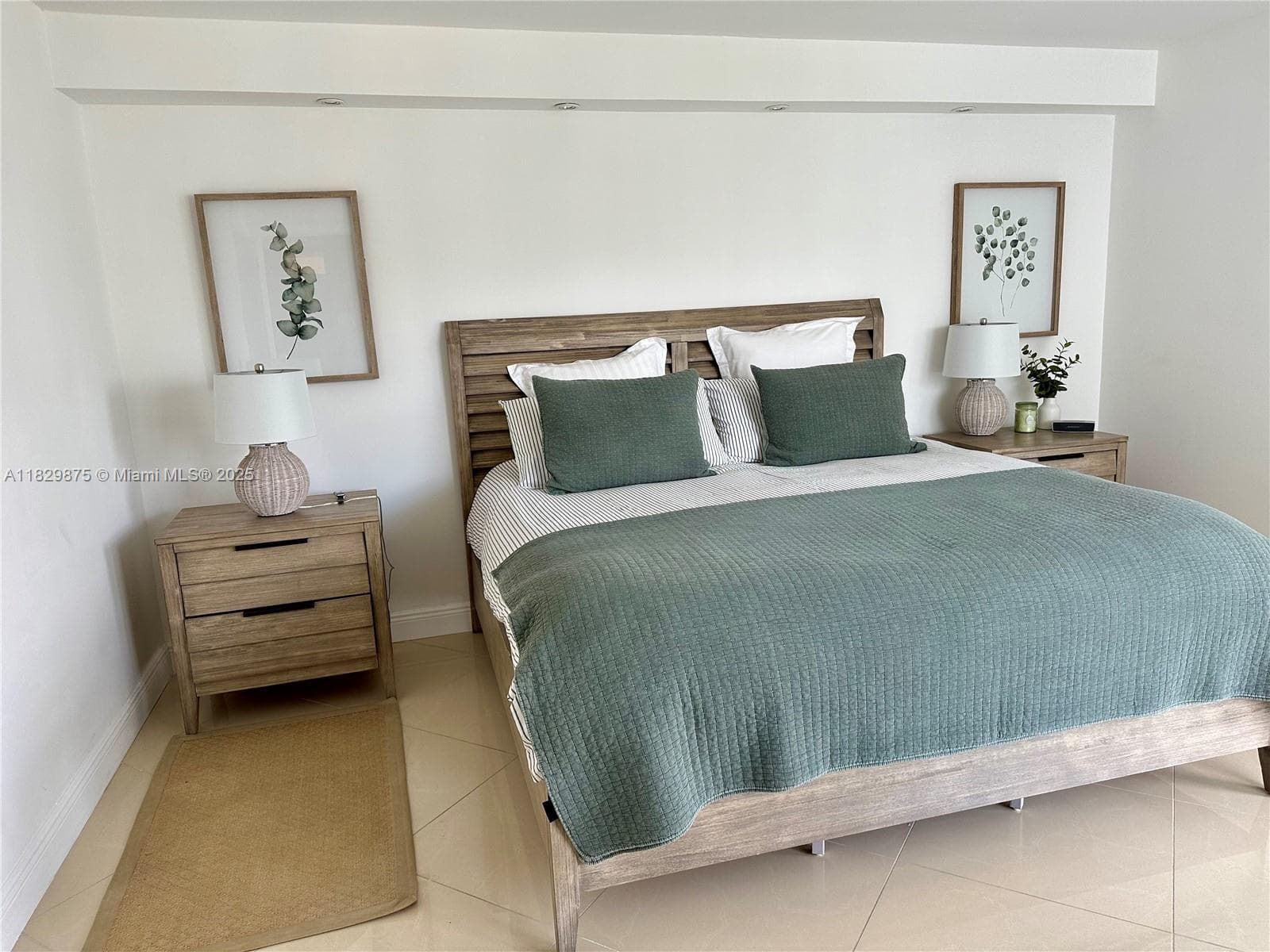 100 Bayview Dr # 1405, Sunny Isles Beach FL 33160 — 23