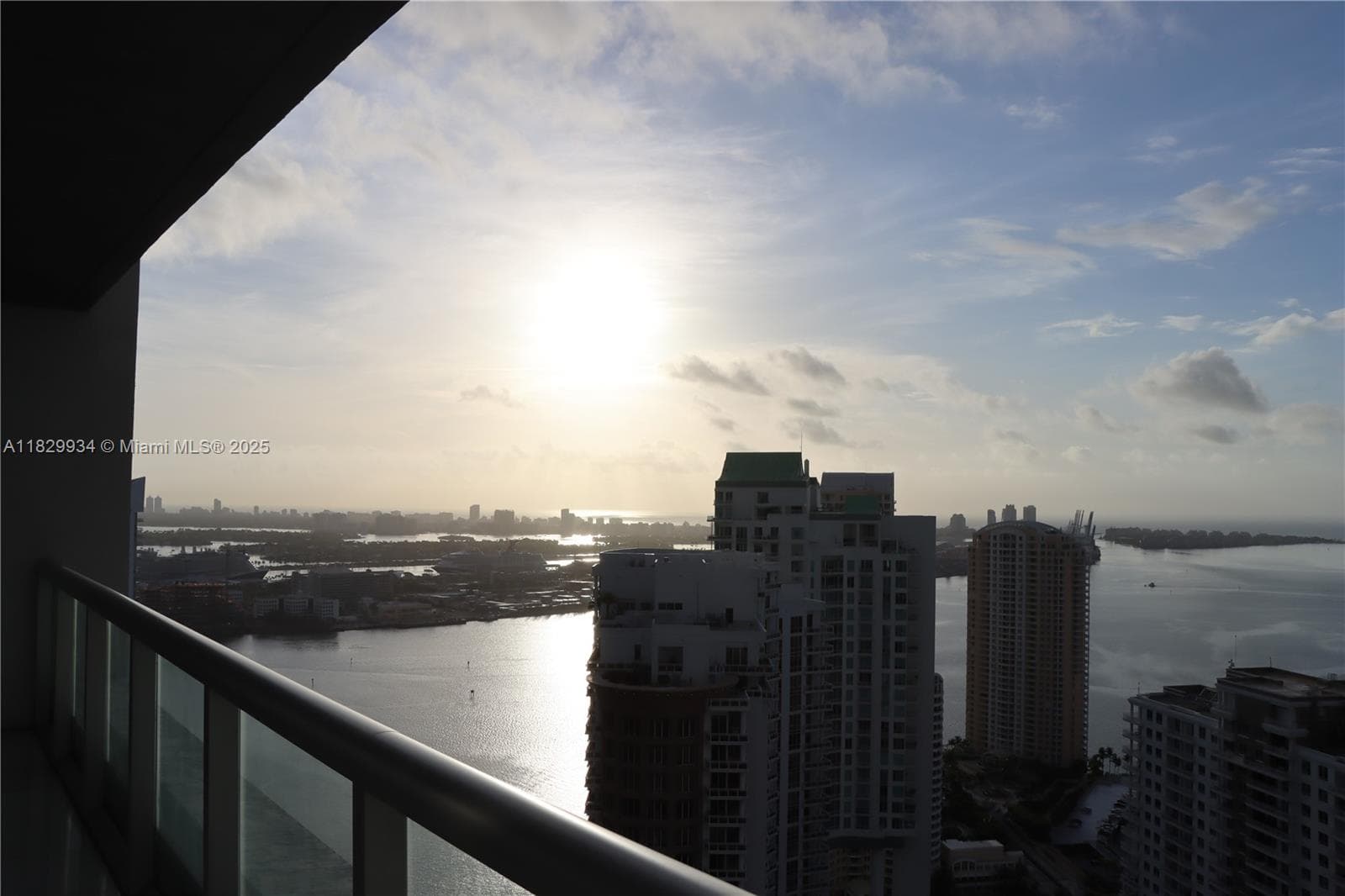 475 Brickell Ave # 4207, Miami FL 33131 — 12