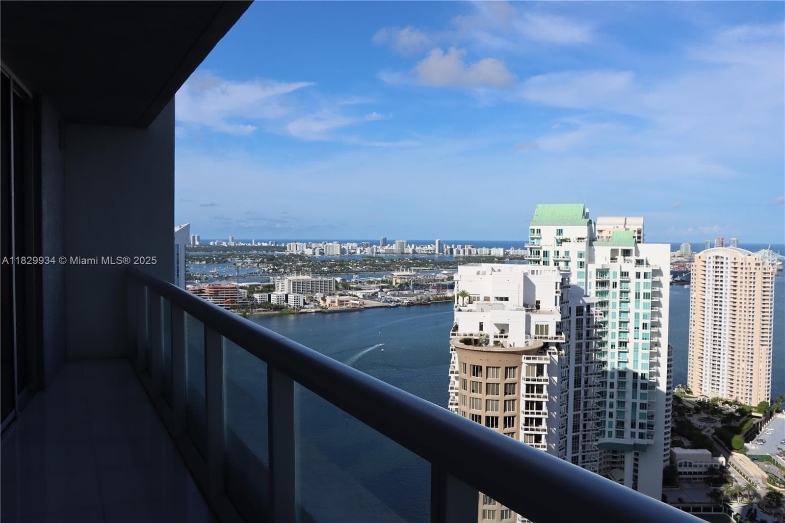 475 Brickell Ave # 4207, Miami FL 33131 — 9