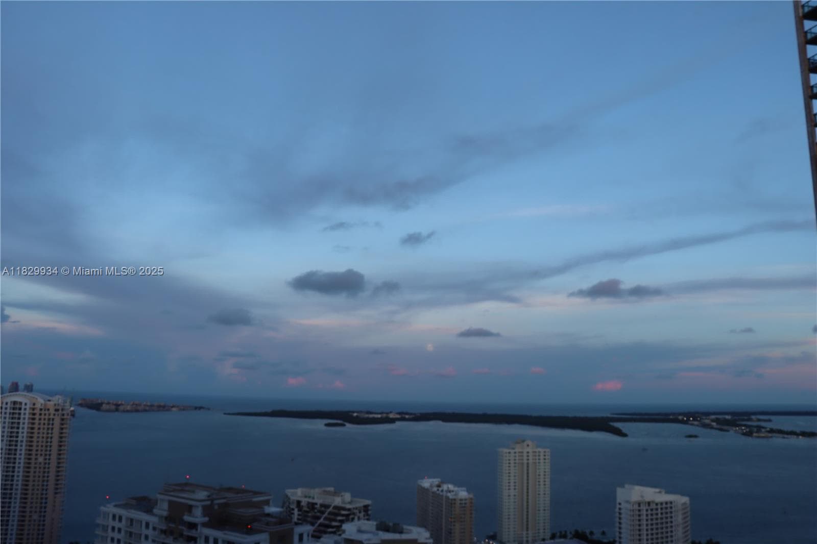 475 Brickell Ave # 4207, Miami FL 33131 — 15