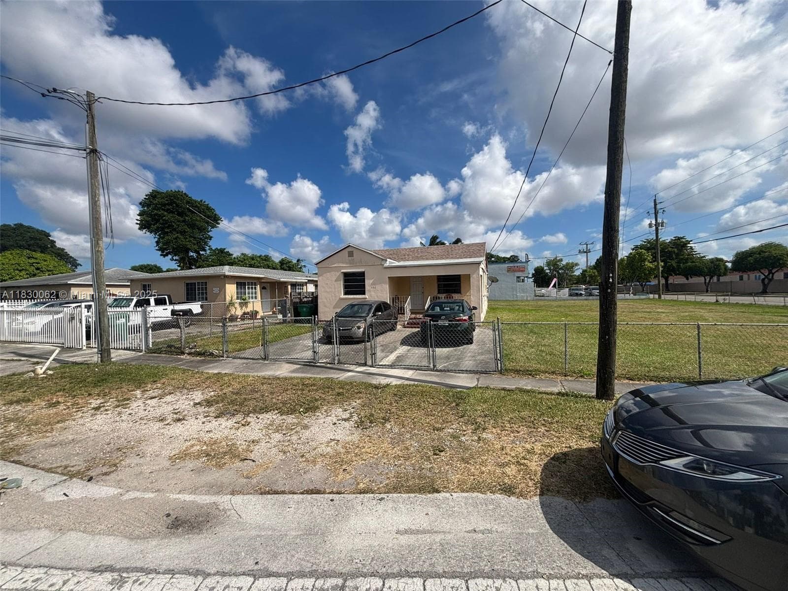 3186 NW 33rd St, Miami FL 33142 — 5